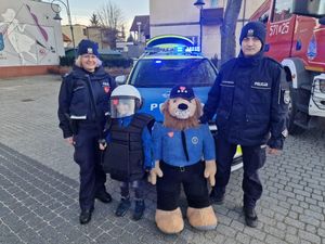 Trzebniccy policjanci dbali o bezpieczeństwo podczas 32 finału Wielkiej Orkiestry Świątecznej Pomocy