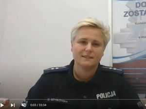 Policjantka prowadząca spotkanie