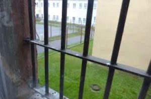 Kolejny poszukiwany zatrzymany przez funkcjonariuszy Komisariatu Policji w Obornikach Śląskich