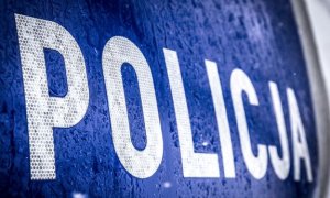 Trzebniccy policjanci apelują! Deszczowa pogada sprawia, że warunki na drogach są zmienne