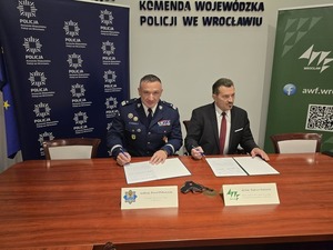 Porozumienie o współpracy zawarte pomiędzy Komendą Wojewódzką Policji we Wrocławiu a Akademią Wychowania Fizycznego we Wrocławiu