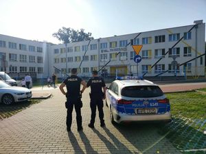 Witaj szkoło ! Policjanci czuwają nad bezpieczeństwem uczniów