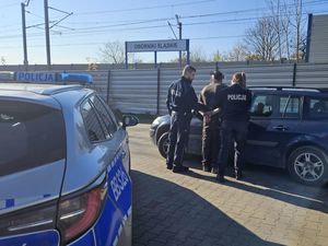 36-letni mieszkaniec powiatu trzebnickiego zatrzymany za jazdę w stanie nietrzeźwości dodatkowo posiadał aktywny zakaz kierowania pojazdami