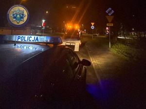 Nie posiada prawo jazdy, a jednak zdecydował się wsiąść za kierownicę