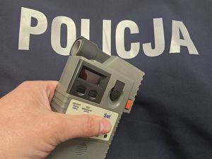 Trzebniccy policjanci apelują o rozsądek! Przyjdź i sprawdź czy możesz wsiąść za kierownicę samochodu