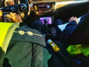 Bezpieczny powrót po Sylwestrze! Trzebniccy policjanci apelują, zanim wsiądziesz za kierownicę sprawdź trzeźwość