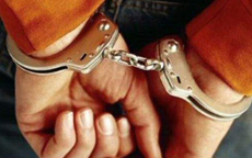 Trzebniccy policjanci zatrzymali mieszkańca powiatu trzebnickiego, który był poszukiwany celem odbycia kary pozbawienia wolności