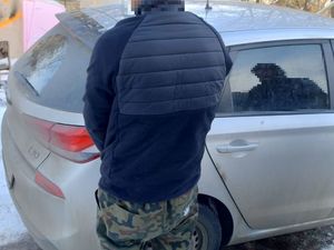 Wielowątkowa praca trzebnickich policjantów doprowadziła do zatrzymania 28-letniego mieszkańca powiatu